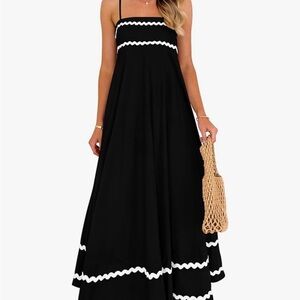 Chic Black and White Maxi Dress
